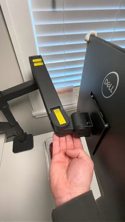 <a href="https://www.tiktok.com/@idahochase/video/7616876152593861919" target="_blank" title="https://www.tiktok.com/@idahochase/video/7616876152593861919">@IdahoChase</a>